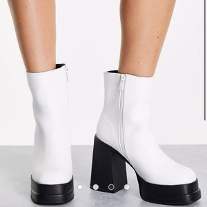 ASOS Chunky Heeled Boot in White Size 8 NWOT